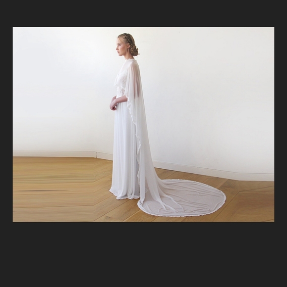 Chiffon Mesh Ivory Wedding Veil Cape with train - Picture 1 of 16